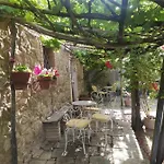 Borgo A Tolli 카스텔누오보 델라바테